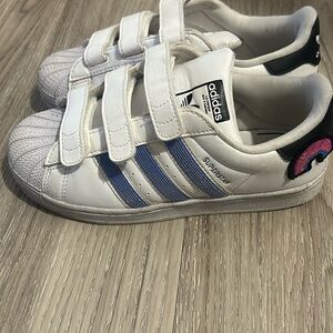 Girls size 1 adidas